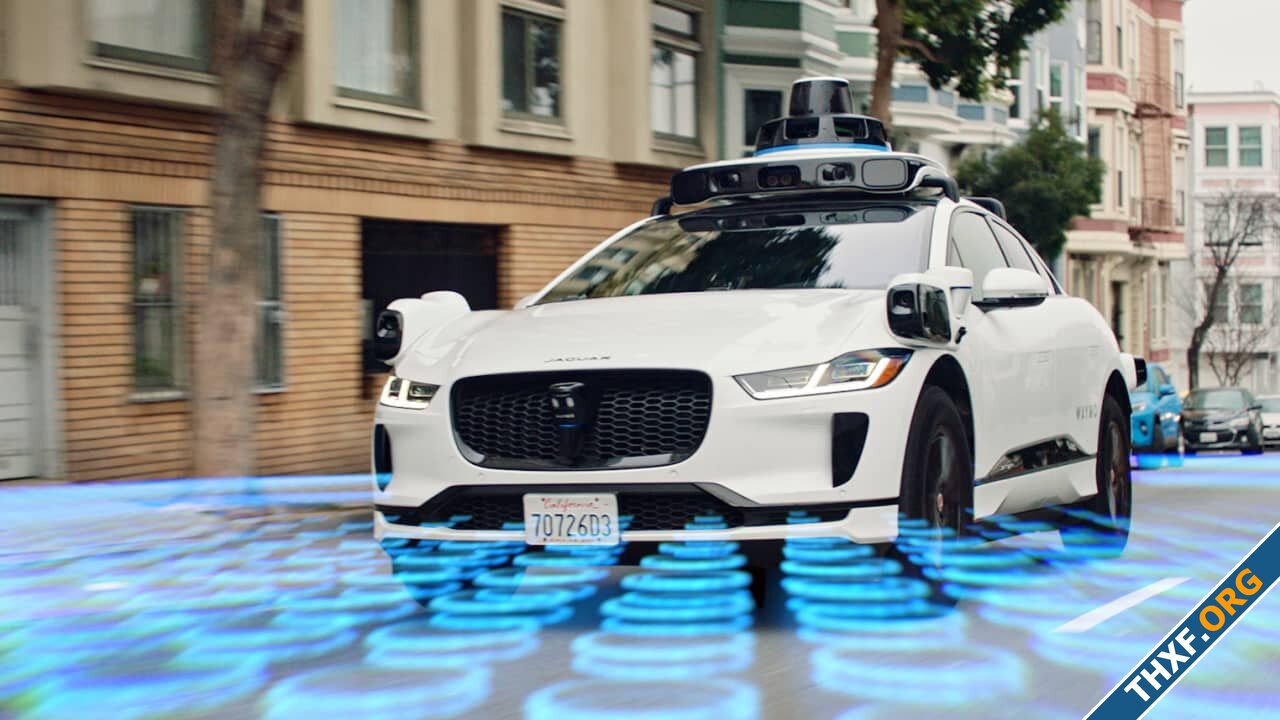 Waymo ทำผู้โดยสารเกือบตกเครื่องบิน เพราะรถไร้คนขับวนรอบที่จอดรถไม่จอดซักที-1.jpg